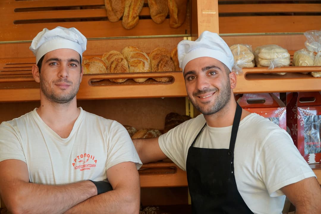 Σύγχρονος χώρος με καφέ και σνακ